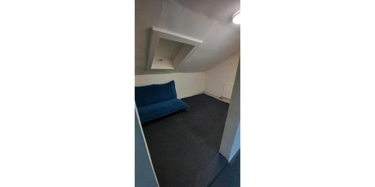 Etagenwohnung Neustadt bei Coburg - 1 Zimmer, 20 m&sup2;, 200&euro; | Angebot:26058131