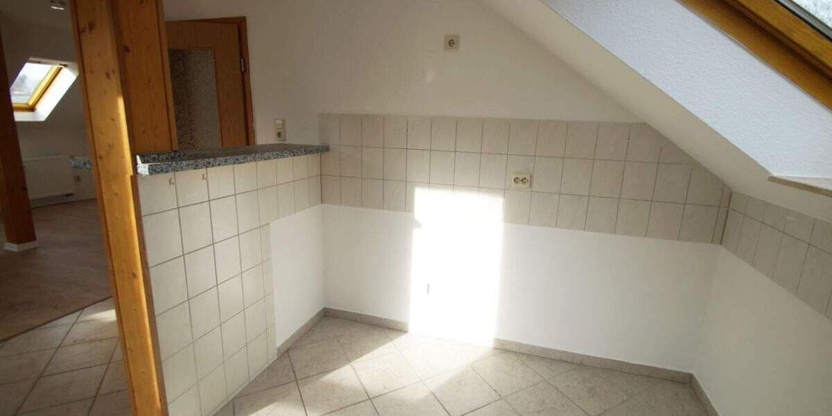 Etagenwohnung Altenburg Südost - 2 Zimmer, 60 m&sup2;, 360&euro; | Angebot:26016937