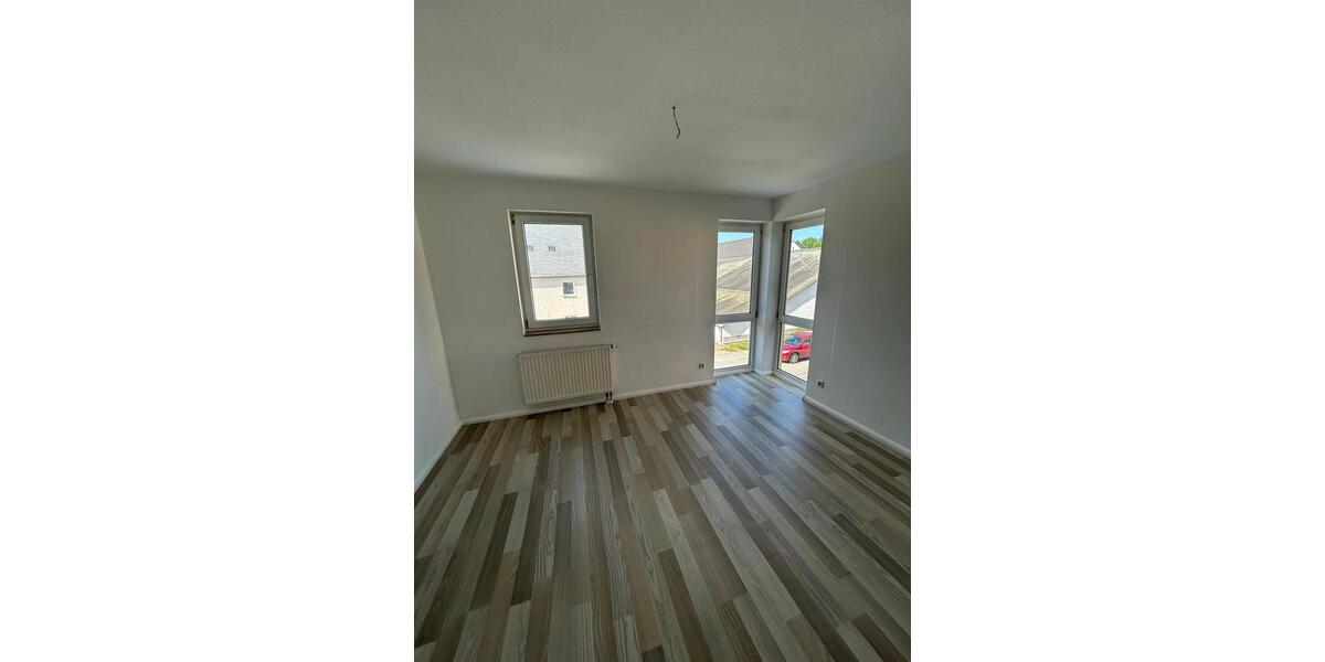 Dachgeschoßwohnung Hartmannsdorf - 2 Zimmer, 58 m&sup2;, 380&euro; | Angebot:26662901
