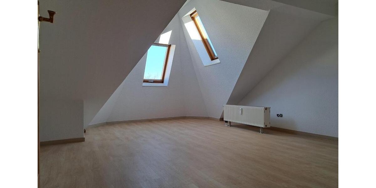 Dachgeschoßwohnung Bautzen - 3 Zimmer, 88 m&sup2;, 528&euro; | Angebot:24680367