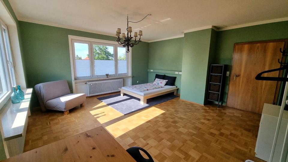 Helles 26m² WG Zimmer zentral in RO 1 zimmer