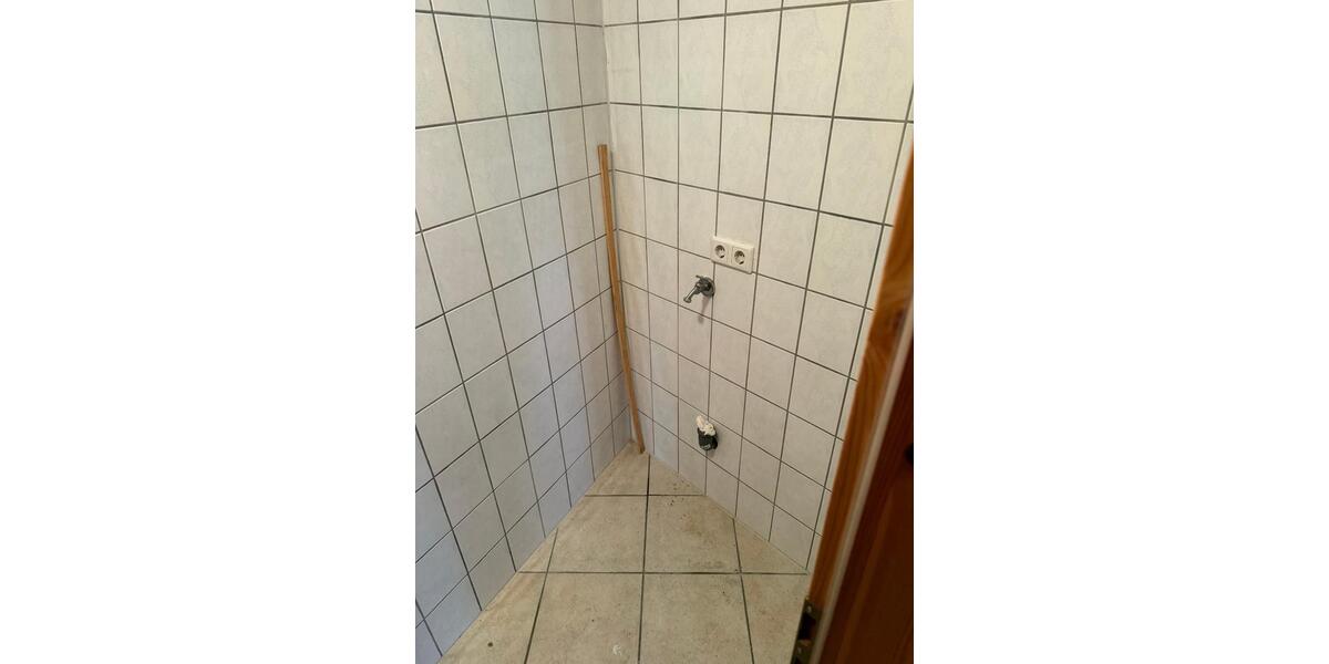Etagenwohnung Schiffweiler - 1 Zimmer, 47 m&sup2;, 350&euro; | Angebot:24826231