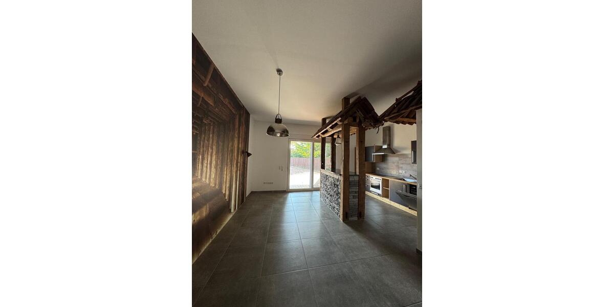 Erdgeschoßwohnung Gemünden am Main - 3 Zimmer, 110 m&sup2;, 900&euro; | Angebot:26440981
