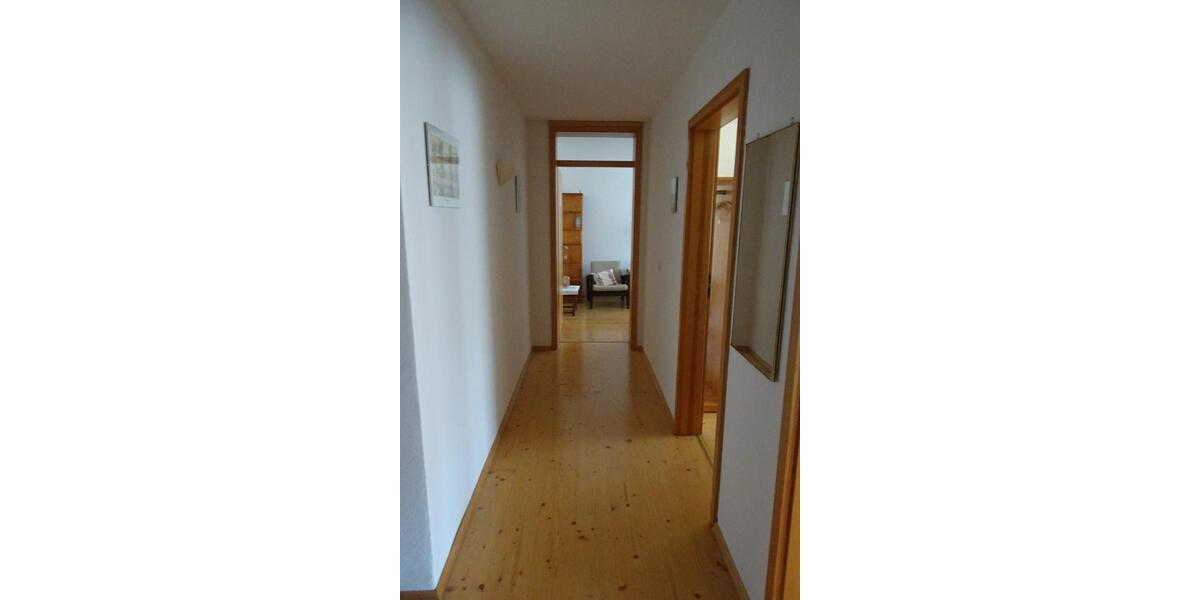 Etagenwohnung Gerstungen - 3 Zimmer, 75 m&sup2;, 400&euro; | Angebot:25935103