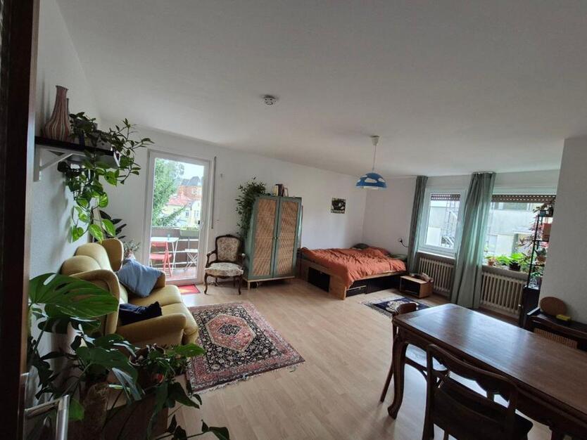Schöne 1-Zimmer-Wohnung mit Balkon zimmer