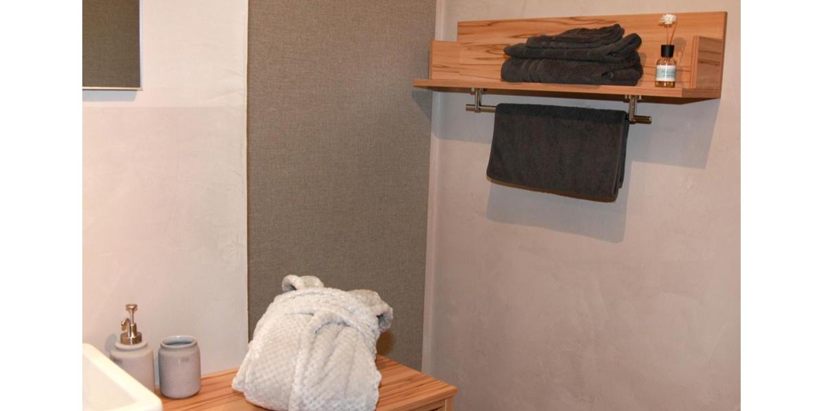 Wohnen auf Zeit Bisingen - 2 Zimmer, 40 m&sup2;, 1.300&euro; | Angebot:26219684