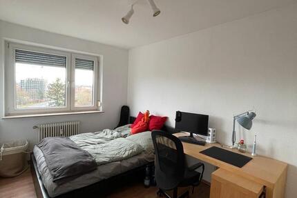 Zimmer in netter 3er Jungs WG 11 zimmer