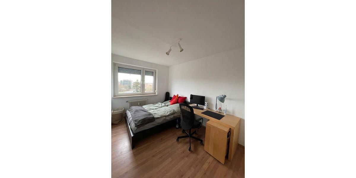 Zimmer in netter 3er Jungs WG 11 zimmer