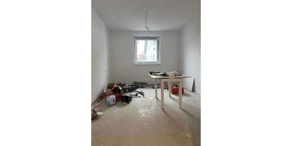 Etagenwohnung Vöhringen - 3 Zimmer, 102 m&sup2;, 1.200&euro; | Angebot:25675450