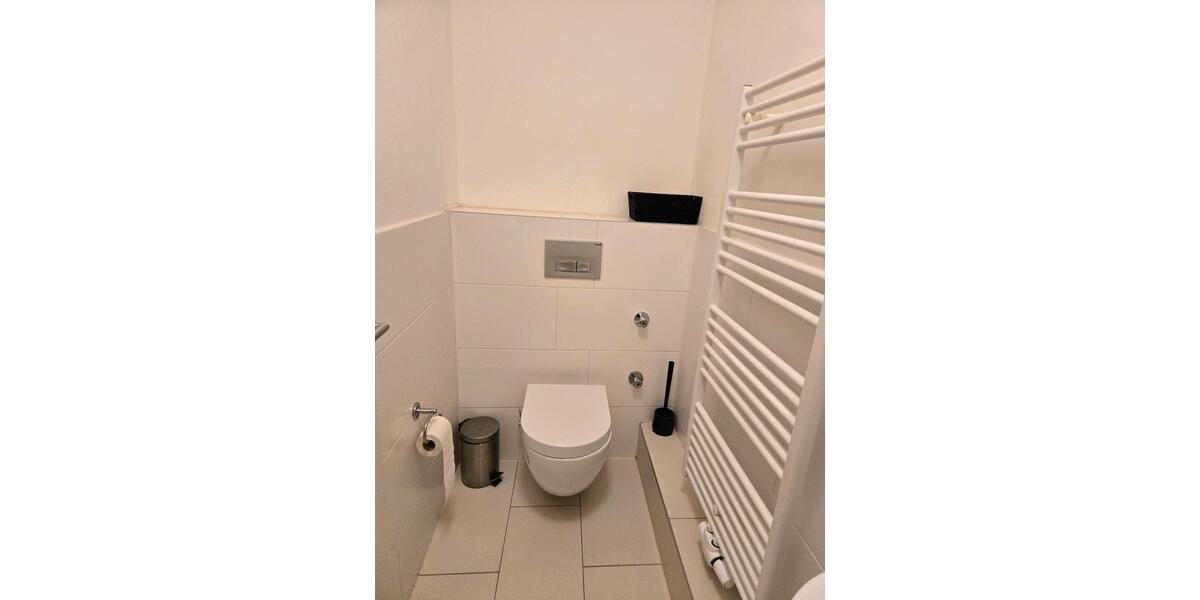 Möblierte Einzimmerwohnung, im Zentrum- bis zu 2 Personen 1 zimmer