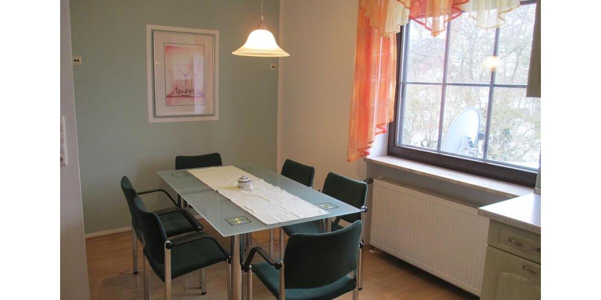 Wohnen auf Zeit Bindlach - 3 Zimmer, 110 m&sup2;, 80&euro; | Angebot:24872777