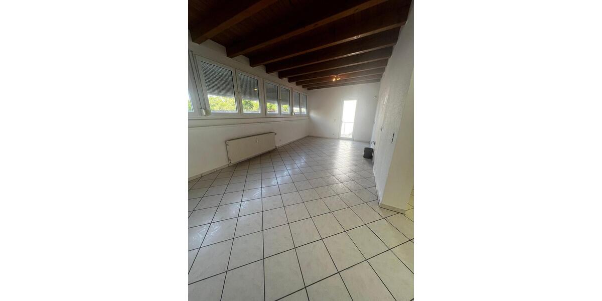 Erdgeschoßwohnung Alzey - 3.5 Zimmer, 110 m&sup2;, 1.450&euro; | Angebot:24698370