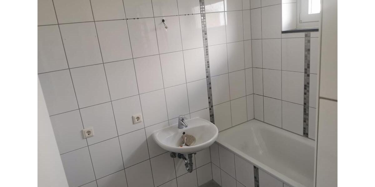 Erdgeschoßwohnung Wertheim - 1 Zimmer, 80 m&sup2;, 830&euro; | Angebot:25965667