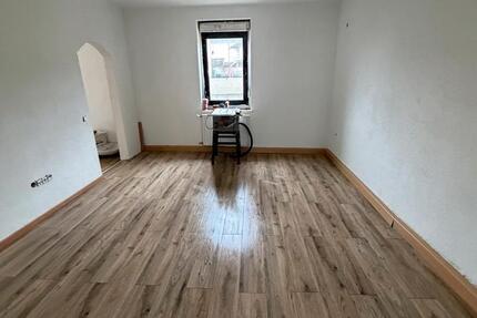 Wohnung Saarbrücken West - 3 Zimmer, 75 m&sup2;, 560&euro; | Angebot:25256167