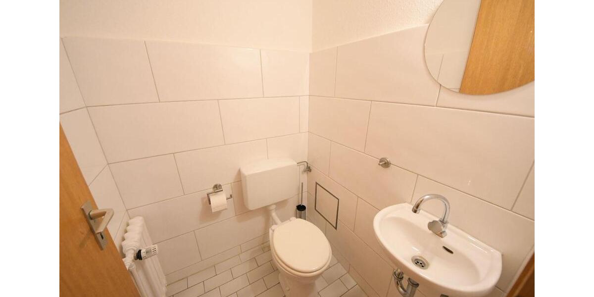 Etagenwohnung Neuss - 3 Zimmer, 85 m&sup2;, 1.300&euro; | Angebot:25171447