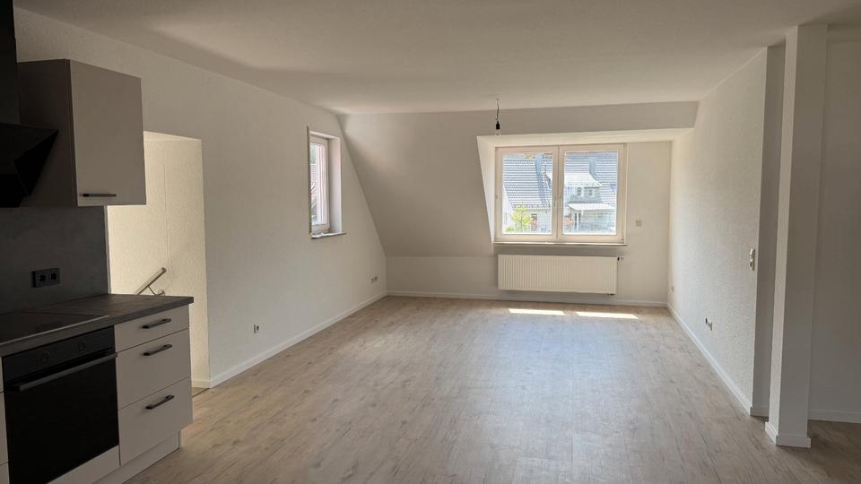 Dachgeschoßwohnung Kupferzell - 2 Zimmer, 70 m&sup2;, 810&euro; | Angebot:26634919