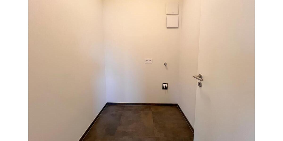 Einfamilienhaus Ebermannstadt - 2 Zimmer, 77 m&sup2;, 1.275&euro; | Angebot:25178795