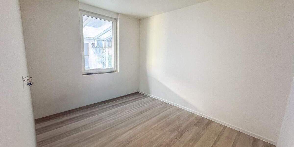 Etagenwohnung Übach-Palenberg / Palenberg Palenberg - 2 Zimmer, 63 m&sup2;, 600&euro; | Angebot:25820931