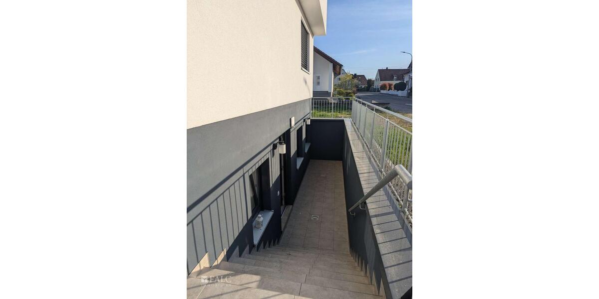 Etagenwohnung Neupotz - 2 Zimmer, 75 m&sup2;, 800&euro; | Angebot:25129538