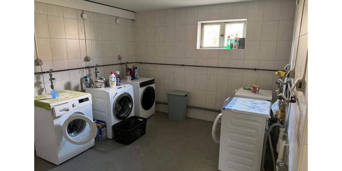 Dachgeschoßwohnung Hofheim in Unterfranken - 3.5 Zimmer, 74 m&sup2;, 625&euro; | Angebot:26263169
