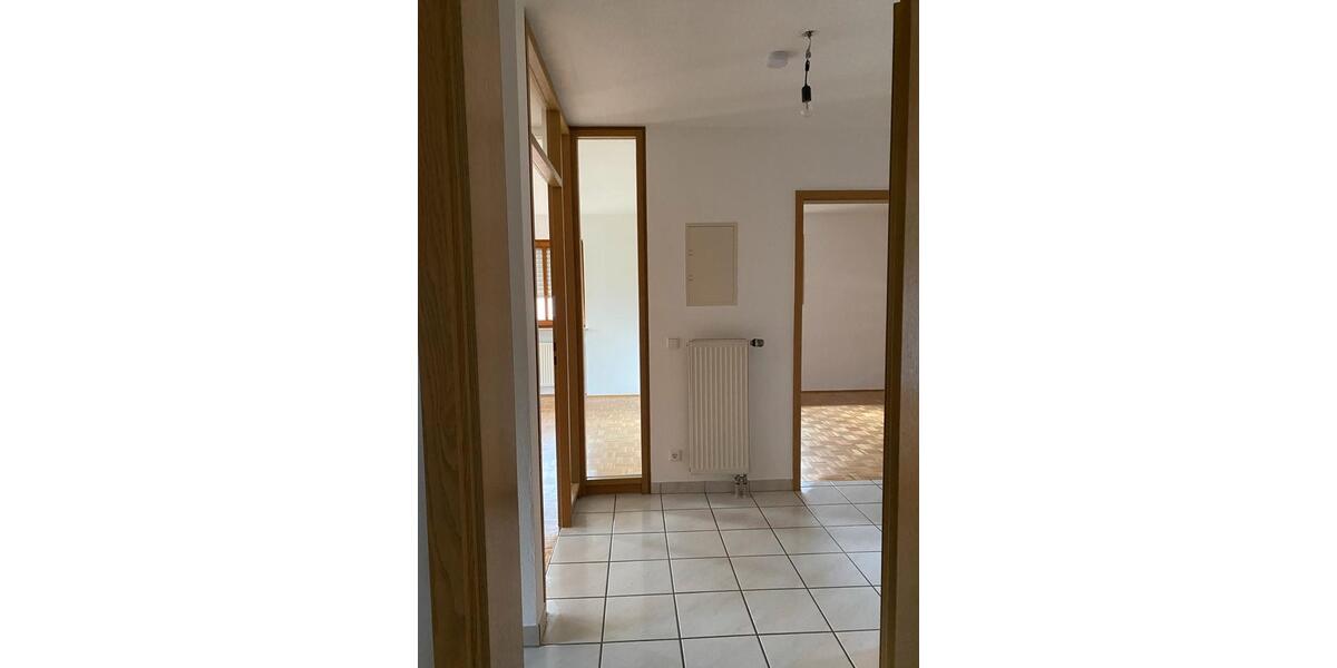 Etagenwohnung Kelheim - 2 Zimmer, 62 m&sup2;, 865&euro; | Angebot:24641676