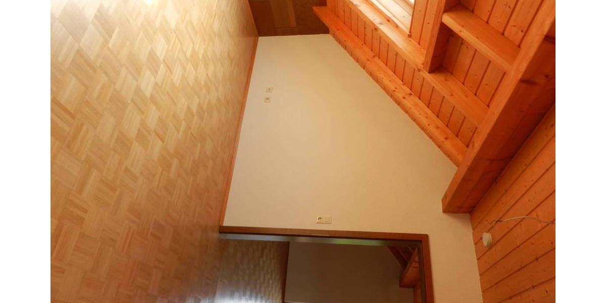 Etagenwohnung Lambsborn - 3 Zimmer, 83 m&sup2;, 550&euro; | Angebot:25969875