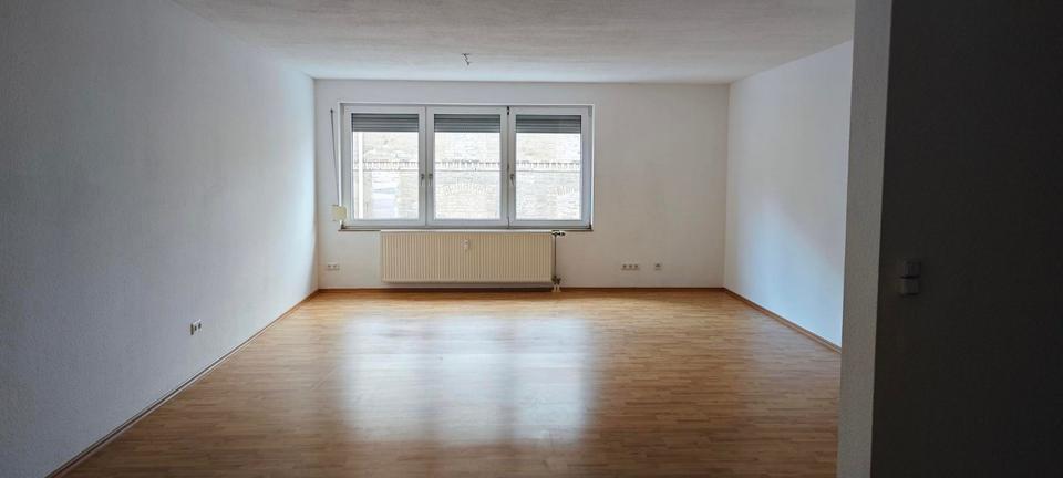 Etagenwohnung Wallhausen - 2 Zimmer, 75 m&sup2;, 510&euro; | Angebot:20201316