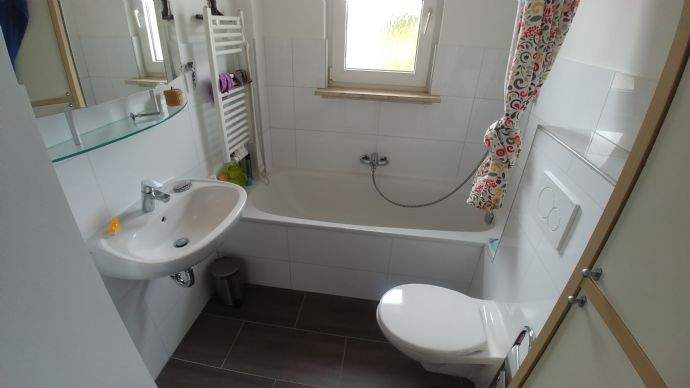 Etagenwohnung Wiesbaden Bierstadt - 2 Zimmer, 65 m&sup2;, 750&euro; | Angebot:26170972