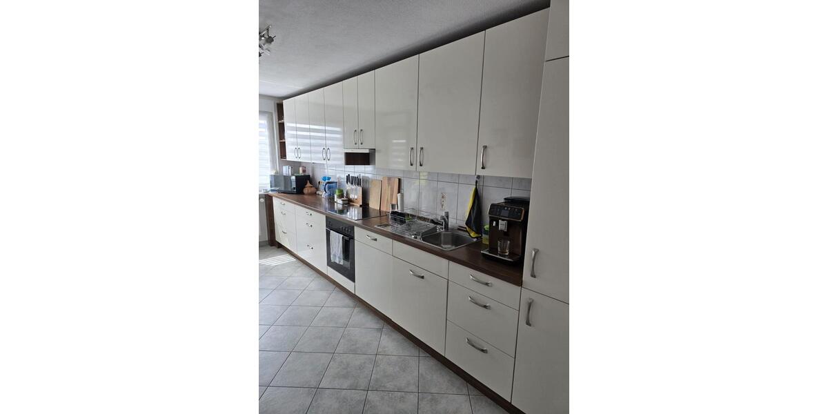 Etagenwohnung Kirchheim am Neckar - 3 Zimmer, 90 m&sup2;, 1.060&euro; | Angebot:26698179