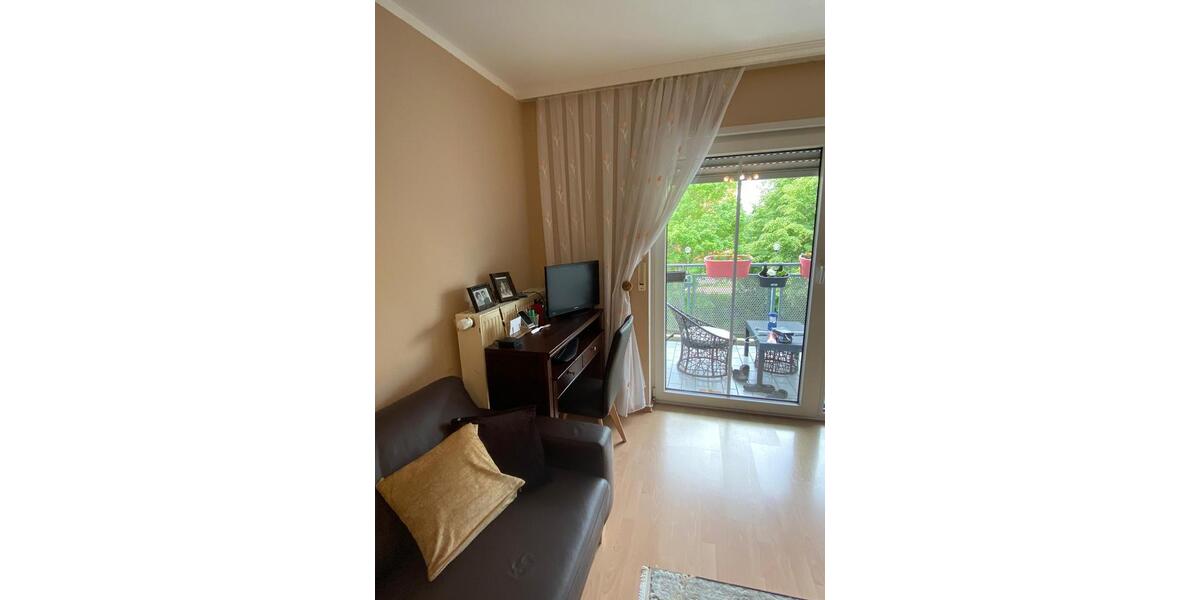 Etagenwohnung Wiesbaden Dotzheim - 3 Zimmer, 80 m&sup2;, 1.350&euro; | Angebot:26493137