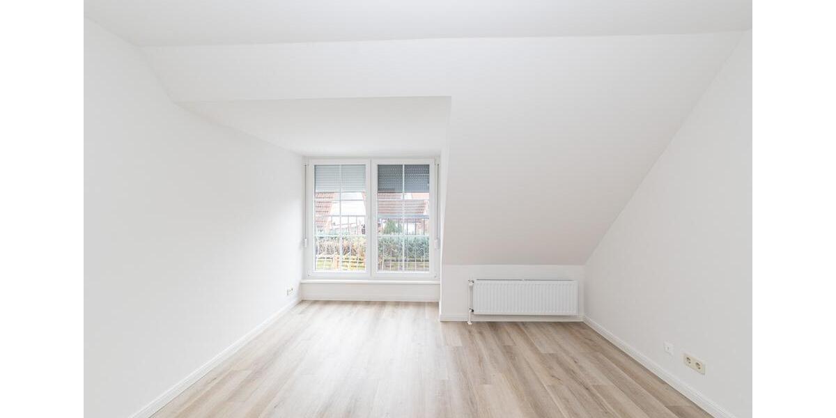 Doppelhaushälfte Stade - 4 Zimmer, 122 m&sup2;, 1.250&euro; | Angebot:24916256