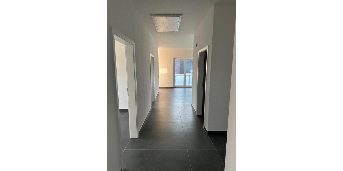 Etagenwohnung Barßel - 5 Zimmer, 92 m&sup2;, 900&euro; | Angebot:25698833