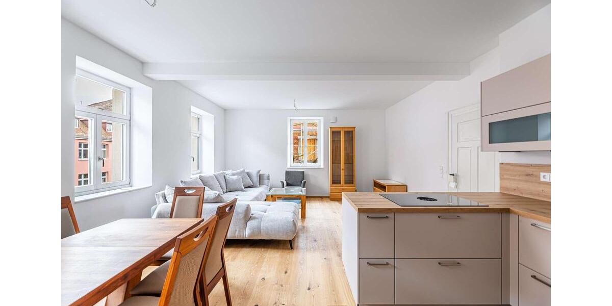 HEGERICH: Möblierte Wohnung im 2. Obergeschoss - Modern saniert mit historischem Flair 3 zimmer