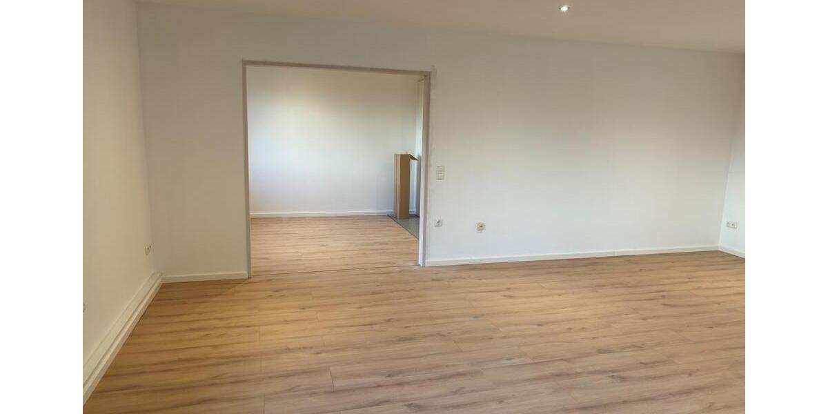 Etagenwohnung Syke - 2 Zimmer, 100 m&sup2;, 990&euro; | Angebot:26412717