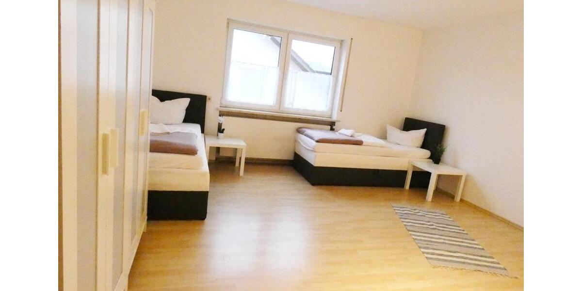 Wohnen auf Zeit Schwandorf - 3 Zimmer, 110 m&sup2;, 130&euro; | Angebot:18427588