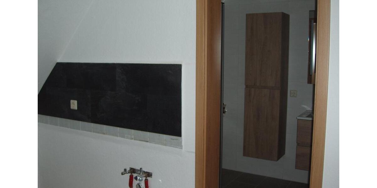 Dachgeschoßwohnung Thum - 1 Zimmer, 53 m&sup2;, 260&euro; | Angebot:26223317