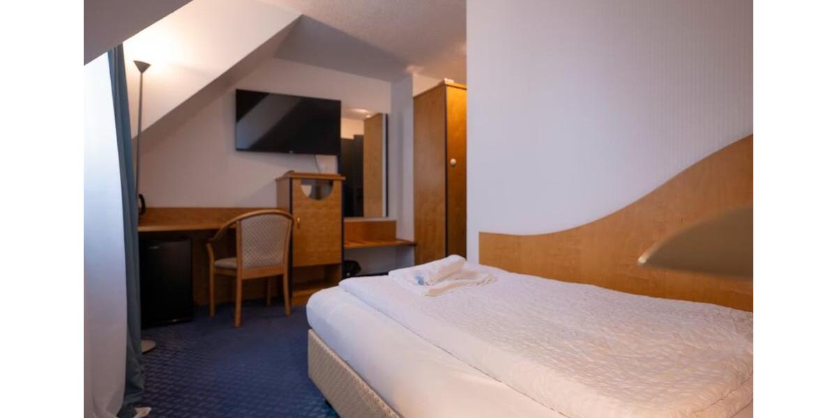 Wohnen auf Zeit Neuss - 1 Zimmer, 20 m&sup2;, 30&euro; | Angebot:22898286