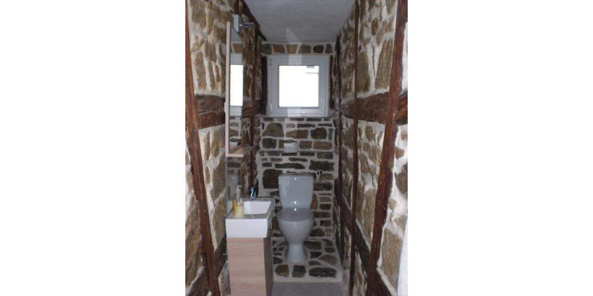 Etagenwohnung Frickenhausen a.Main Markt Frickenhausen am Main - 3 Zimmer, 95 m&sup2;, 950&euro; | Angebot:24515570