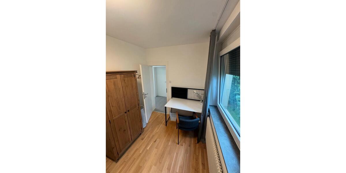 Wohnen auf Zeit Osnabrück - 4 Zimmer, 95 m&sup2;, 380&euro; | Angebot:26302515