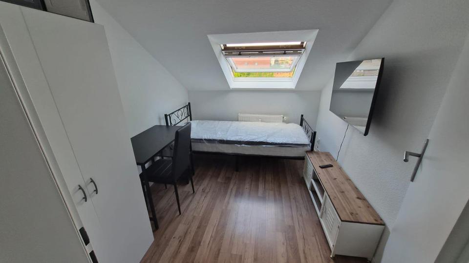 WG-Zimmer-Zimmervermietung-Monteurzimmer-41836 Hückelhoven-Baal 4 zimmer