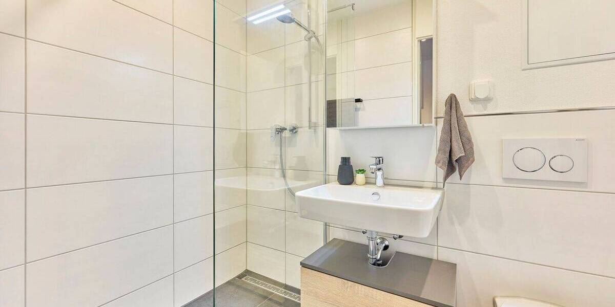 Stilvoll möbliert - ideal für Geschäftsreisende & Langzeitaufenthalte Stylish & Ideal for Business - Etagenwohnung Heidelberg Weststadt | Angebot:26294617