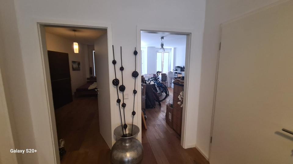 3 Zimmer-Wohnung mit 35 m² Balkon inkl. Einbauküche & Parkplatz 3 zimmer