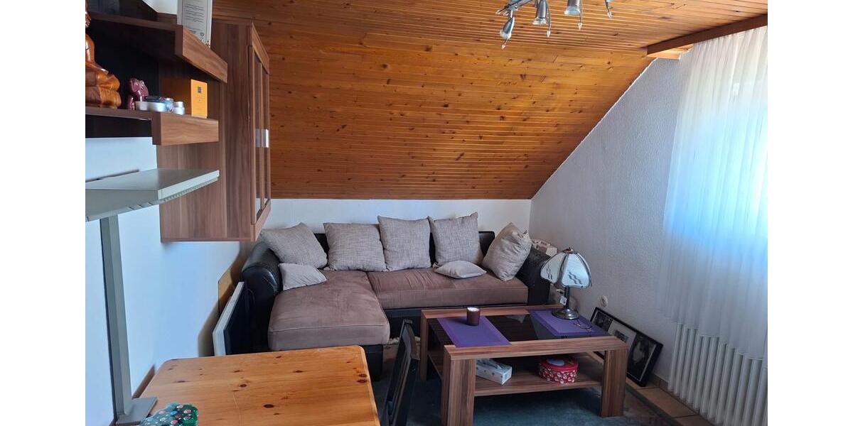 Dachgeschoßwohnung Bergisch Gladbach - 2 Zimmer, 58 m&sup2;, 1.030&euro; | Angebot:26313867