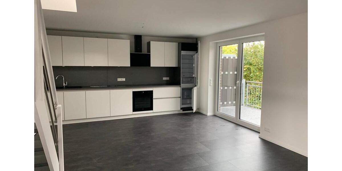 Etagenwohnung Hohnstorf (Elbe) - 3.5 Zimmer, 105 m&sup2;, 1.150&euro; | Angebot:25995470