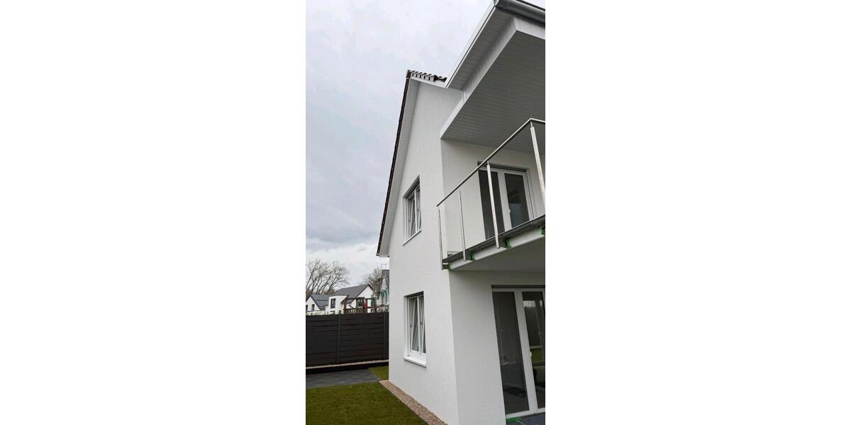 Erdgeschoßwohnung Sarstedt - 4 Zimmer, 107 m&sup2;, 1.570&euro; | Angebot:24730005