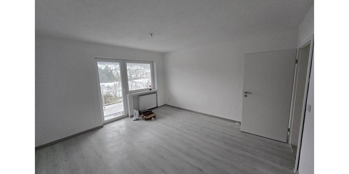 Etagenwohnung Kirchhundem - 3 Zimmer, 120 m&sup2;, 800&euro; | Angebot:25793357
