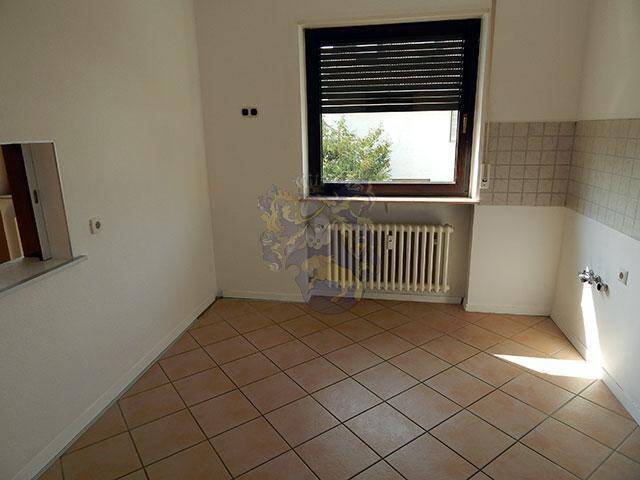 Großzügige 4-Zimmer-Wohnung mit Balkon & Garage in Trier-Pfalzel - Ruhig & zentral wohnen