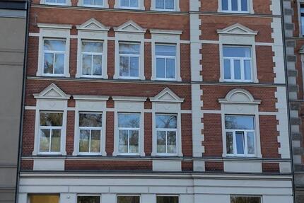 Helle großzügig geschnittene 3-Zimmer Wohnung zimmer