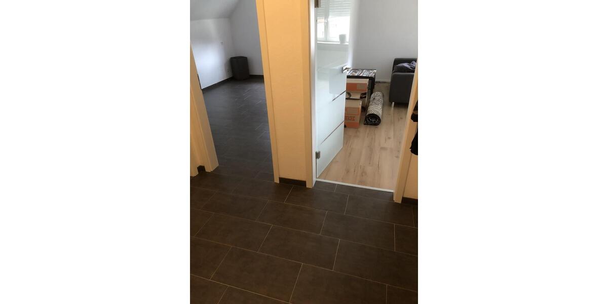 Dachgeschoßwohnung Lippstadt - 2 Zimmer, 75 m&sup2;, 800&euro; | Angebot:26256346