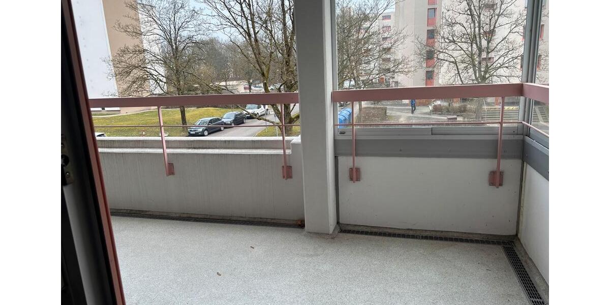 Etagenwohnung Ulm Söflingen - 4 Zimmer, 105 m&sup2;, 590&euro; | Angebot:25378382